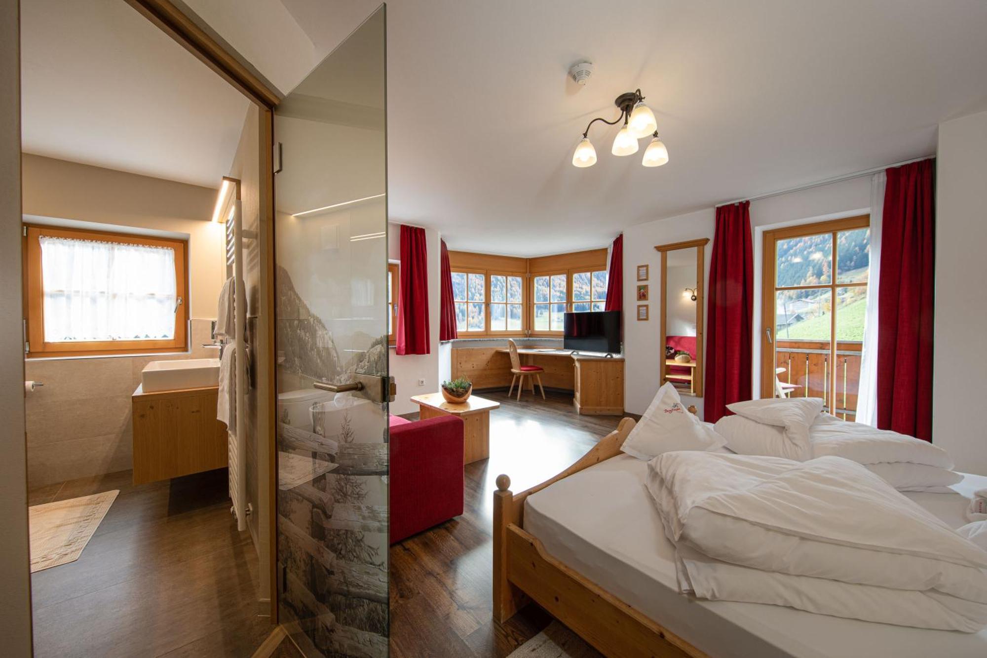 Hotel Bergfrieden مارتيلو المظهر الخارجي الصورة